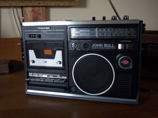 ◆◆TOSHIBA RT-2680L JOHN BULL ラジオカセットレコーダー 東芝